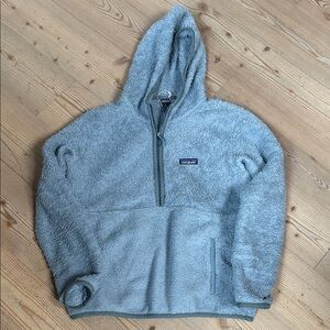 Patagonia Women’s Los Gatos light blue Hoody